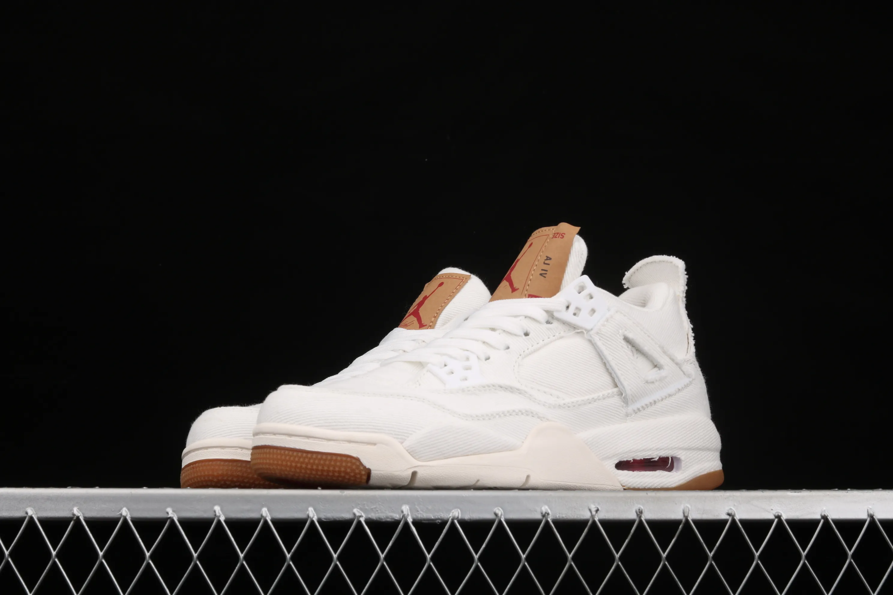 All categories Air Jordan Jordan series basketball shoes Air Jordan 4 G version Levi's x Air Jordan 4 AJ4 Joe 4 Levi's joint tannin white AO2571-100